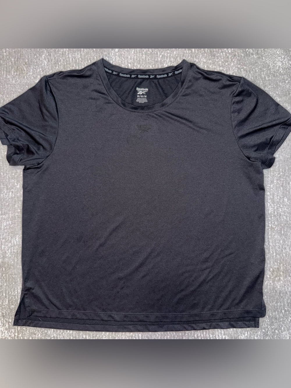 Reebok Women’s Black Short Sleeve Crew Performance Tee Size Medium